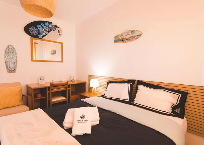 Best Houses 49 - Tiago\'S Surf Beach House